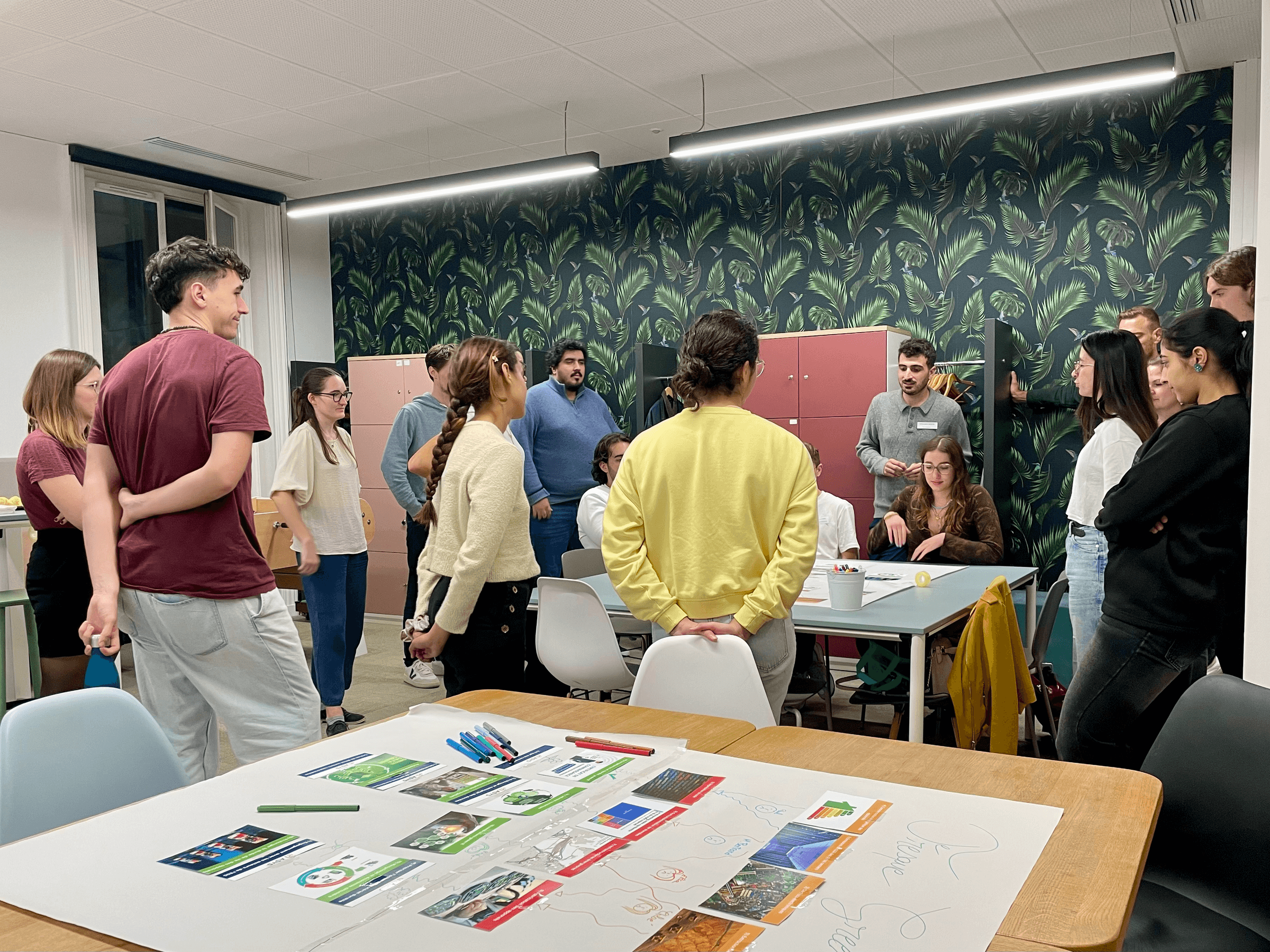 Meetup ASYS × Propulseo, mentors et étudiants en atelier collaboratif.