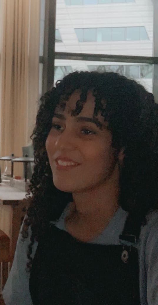 Célia, étudiante en informatique à l'INSA Lyon, propulsée par Tana Corp.