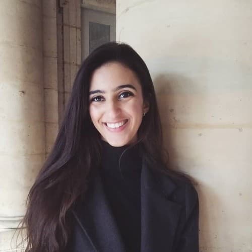 Djihane, étudiante EFREI Paris propulsée par TeamWork.